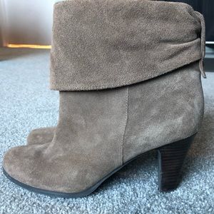 BCBG tan suede boots